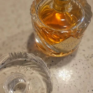 Angels Share by Kilian 5ml decant sample https://fragrancesauthentic.com/products/angels-share-by-kilian-5ml Experience the luxurious scent of Angels Share By Kilian a unisex sent . This 5ml decant sample features a warm and rich gourmand Amber.