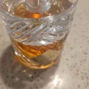 Angels Share by Kilian 5ml decant sample https://fragrancesauthentic.com/products/angels-share-by-kilian-5ml Experience the luxurious scent of Angels Share By Kilian a unisex sent . This 5ml decant sample features a warm and rich gourmand Amber.